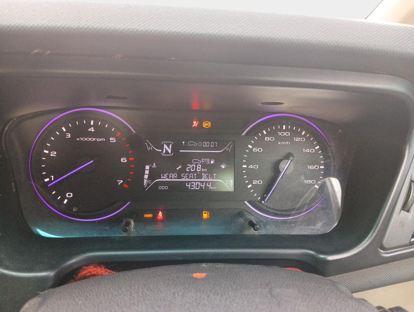 2020 Mahindra MARAZZO M2 8 STR, Diesel, Manual, 43,044 km, interior
