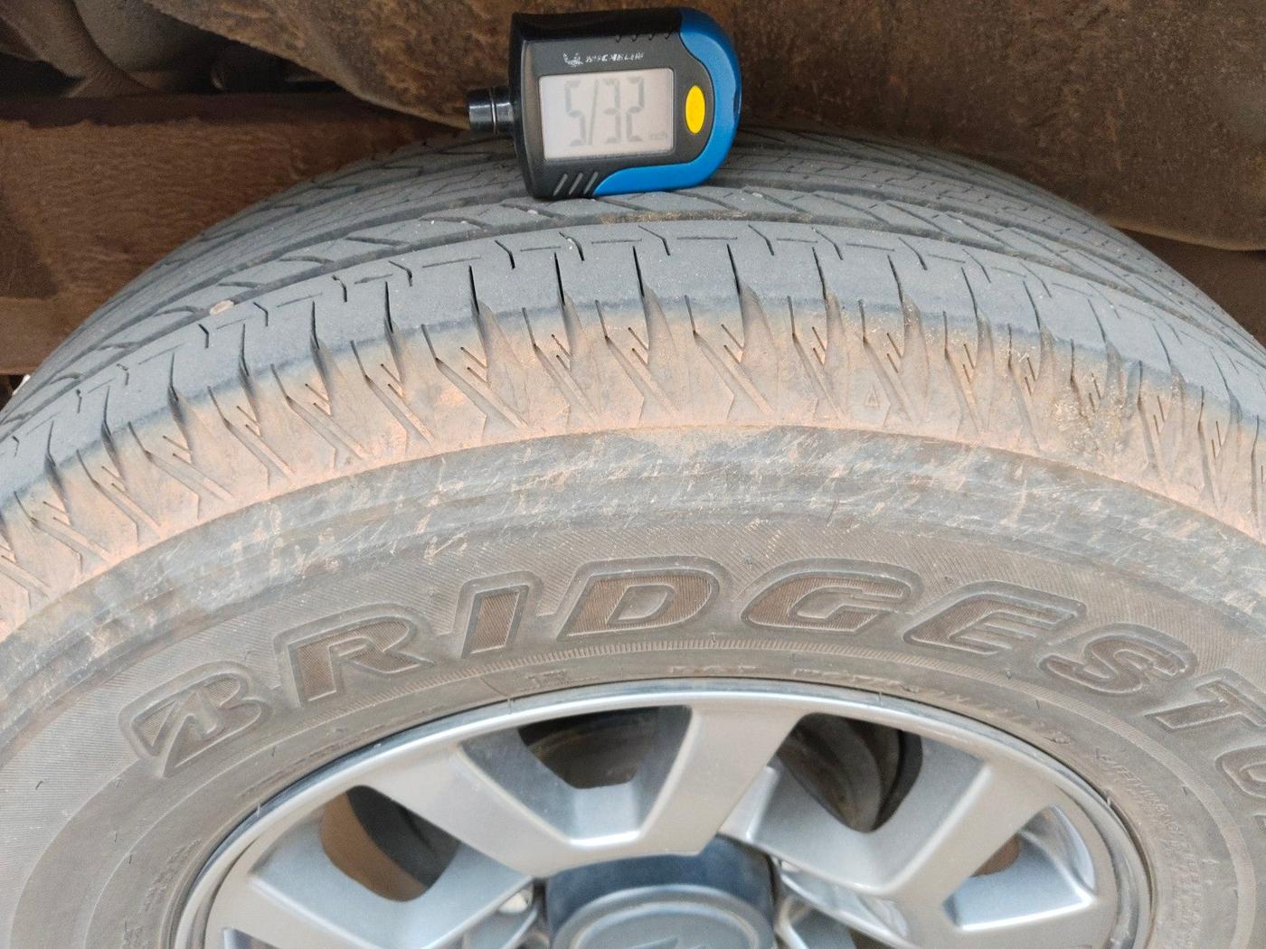 2023 Maruti JIMNY ALPHA ALL GRIP PRO AT, Petrol, Automatic, 32,527 km, tyre