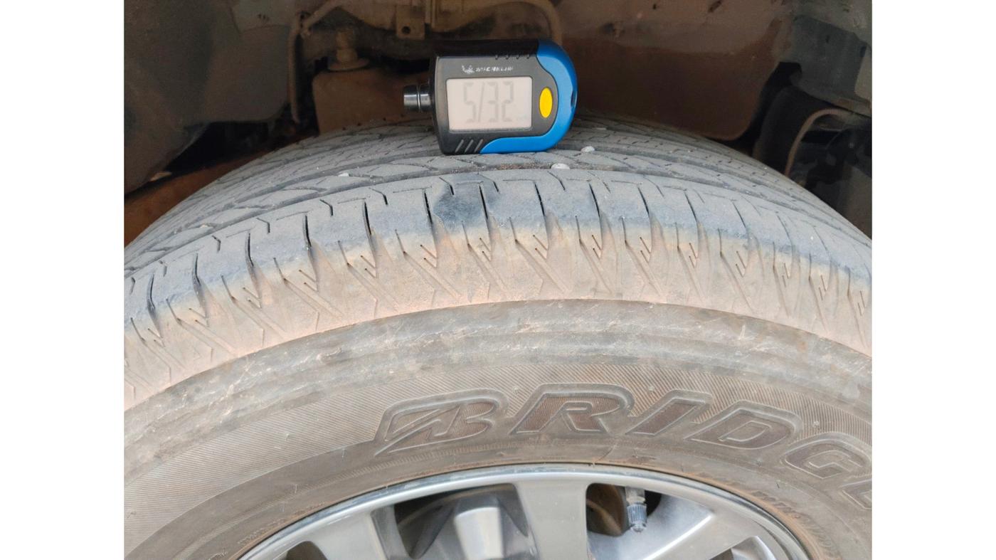2023 Maruti JIMNY ALPHA ALL GRIP PRO AT, Petrol, Automatic, 32,527 km, tyre
