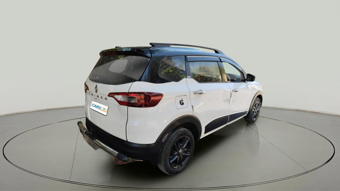 2020 Renault TRIBER RXZ, Petrol, Manual, 50,047 km, exterior