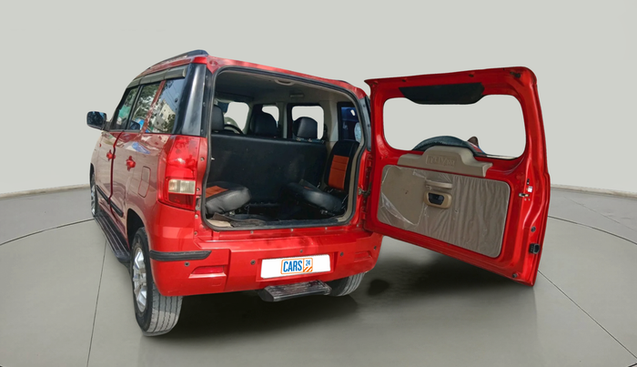 2018 Mahindra TUV300 T8, Diesel, Manual, 1,32,039 km, exterior