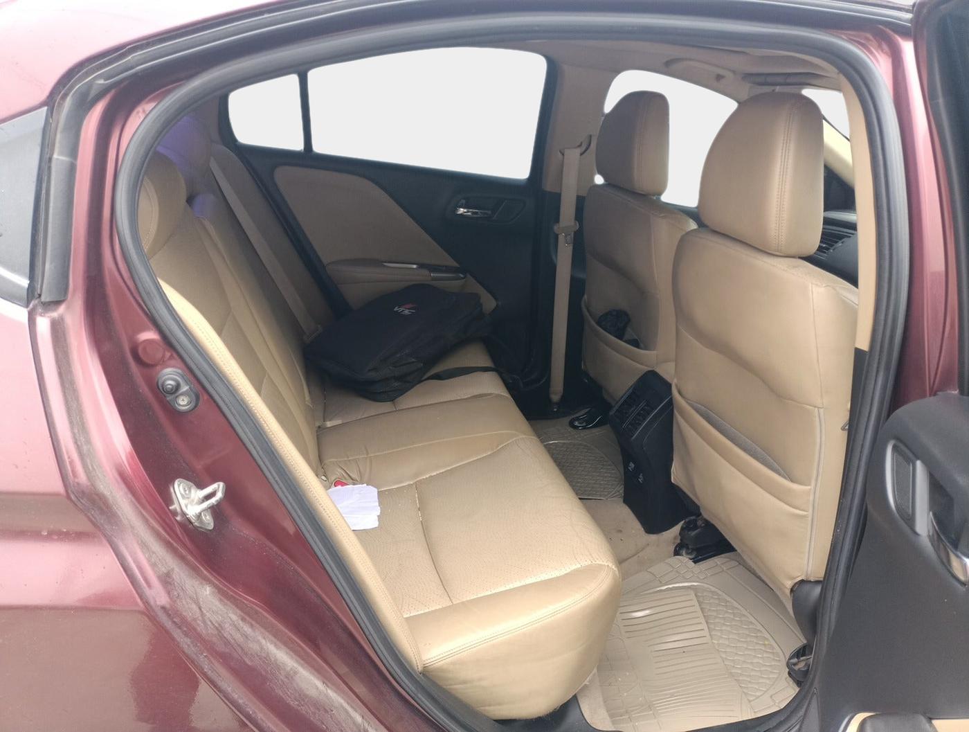 2016 Honda City 1.5L I-DTEC VX (O) MT, Diesel, Manual, 1,09,590 km, interior