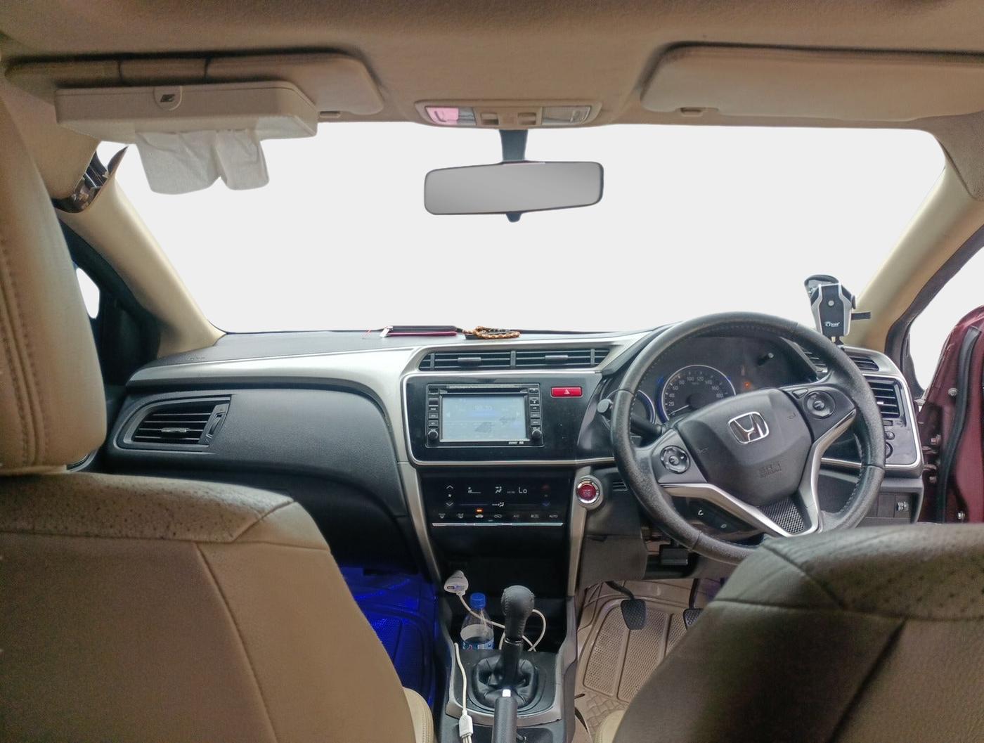 2016 Honda City 1.5L I-DTEC VX (O) MT, Diesel, Manual, 1,09,590 km, interior