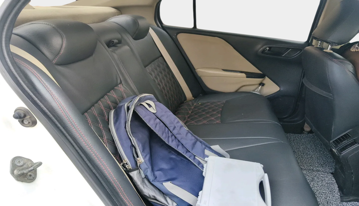 2014 Honda City 1.5L I-DTEC SV, Diesel, Manual, 1,92,458 km, interior