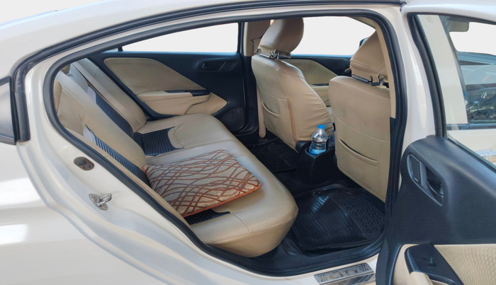 2014 Honda City 1.5L I-DTEC E, Diesel, Manual, 1,27,472 km, interior