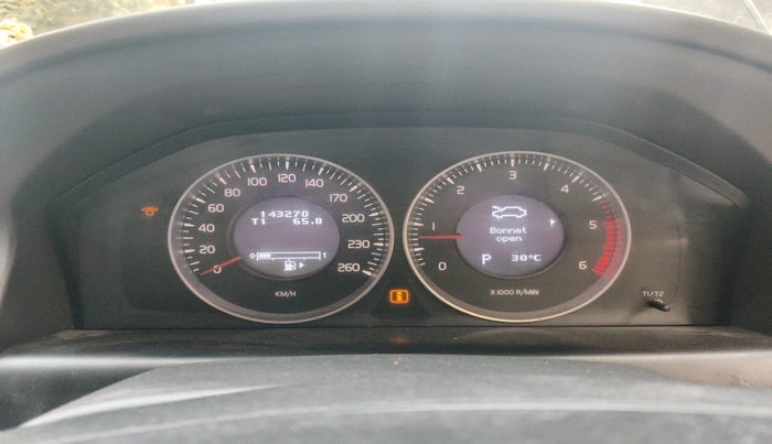 2012 Volvo XC 60 D4 KINETIC, Diesel, Automatic, 2,98,898 km, interior