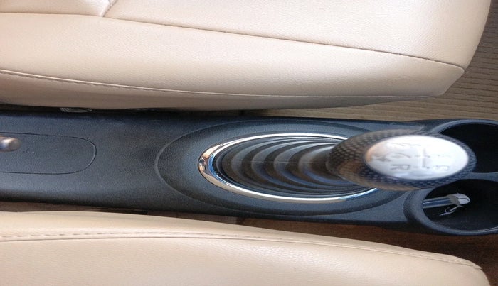 2014 Honda Amaze 1.5L I-DTEC SX, Diesel, Manual, 1,29,137 km, interior