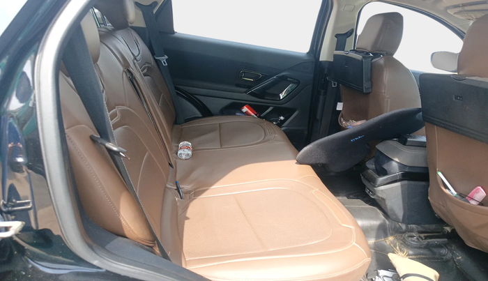 2023 Tata Harrier XT PLUS 2.0L KRYOTEC DARK EDITON, Diesel, Manual, 1,22,736 km, interior