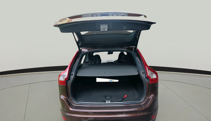 2016 Volvo XC 60 D4 Momentum, Diesel, Automatic, 1,26,276 km, exterior