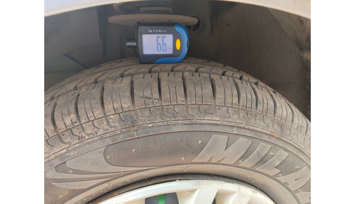 2020 Maruti Dzire VXI, Petrol, Manual, 56,891 km, tyre