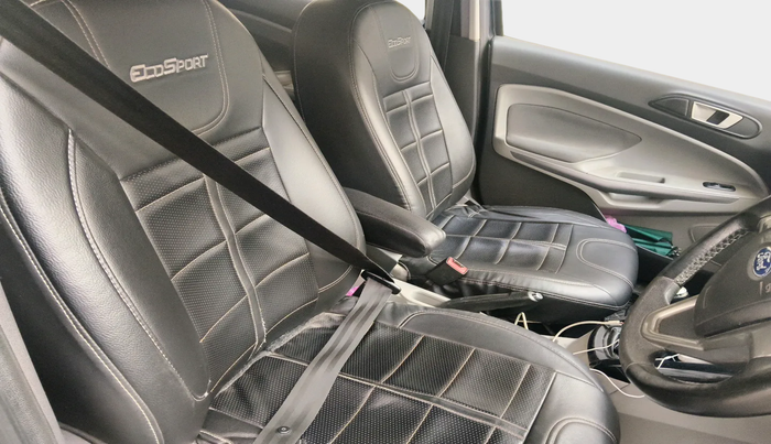 2014 Ford Ecosport TITANIUM 1.5L DIESEL, Diesel, Manual, 1,01,408 km, interior