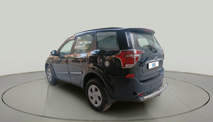 2020 Mahindra XUV500 W7, Diesel, Manual, 1,20,703 km, exterior