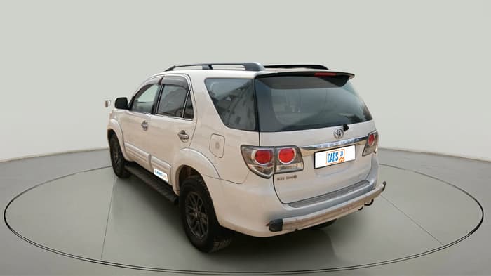 2012 Toyota Fortuner 3.0 4X2 MT, Diesel, Manual, 2,52,036 km, exterior