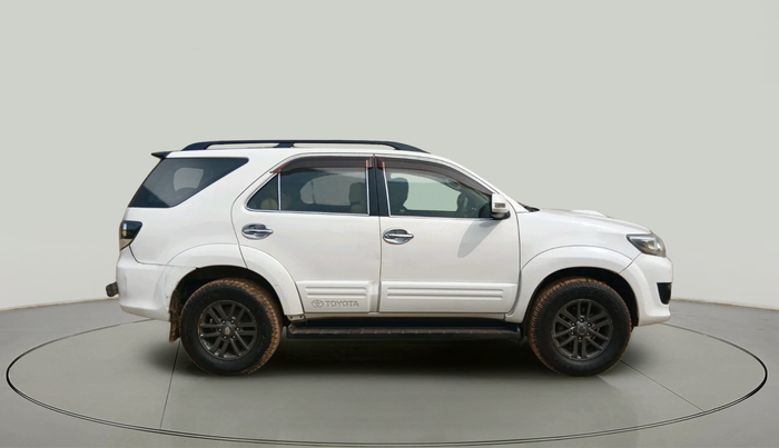 2012 Toyota Fortuner 3.0 4X2 MT, Diesel, Manual, 2,52,036 km, exterior