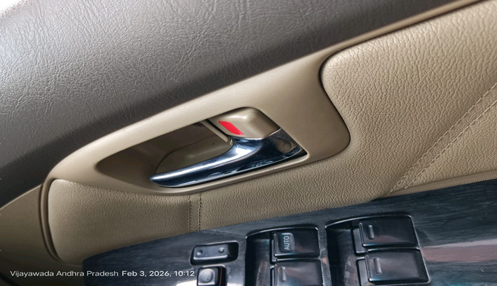 2012 Toyota Fortuner 3.0 4X2 MT, Diesel, Manual, 2,52,036 km, interior