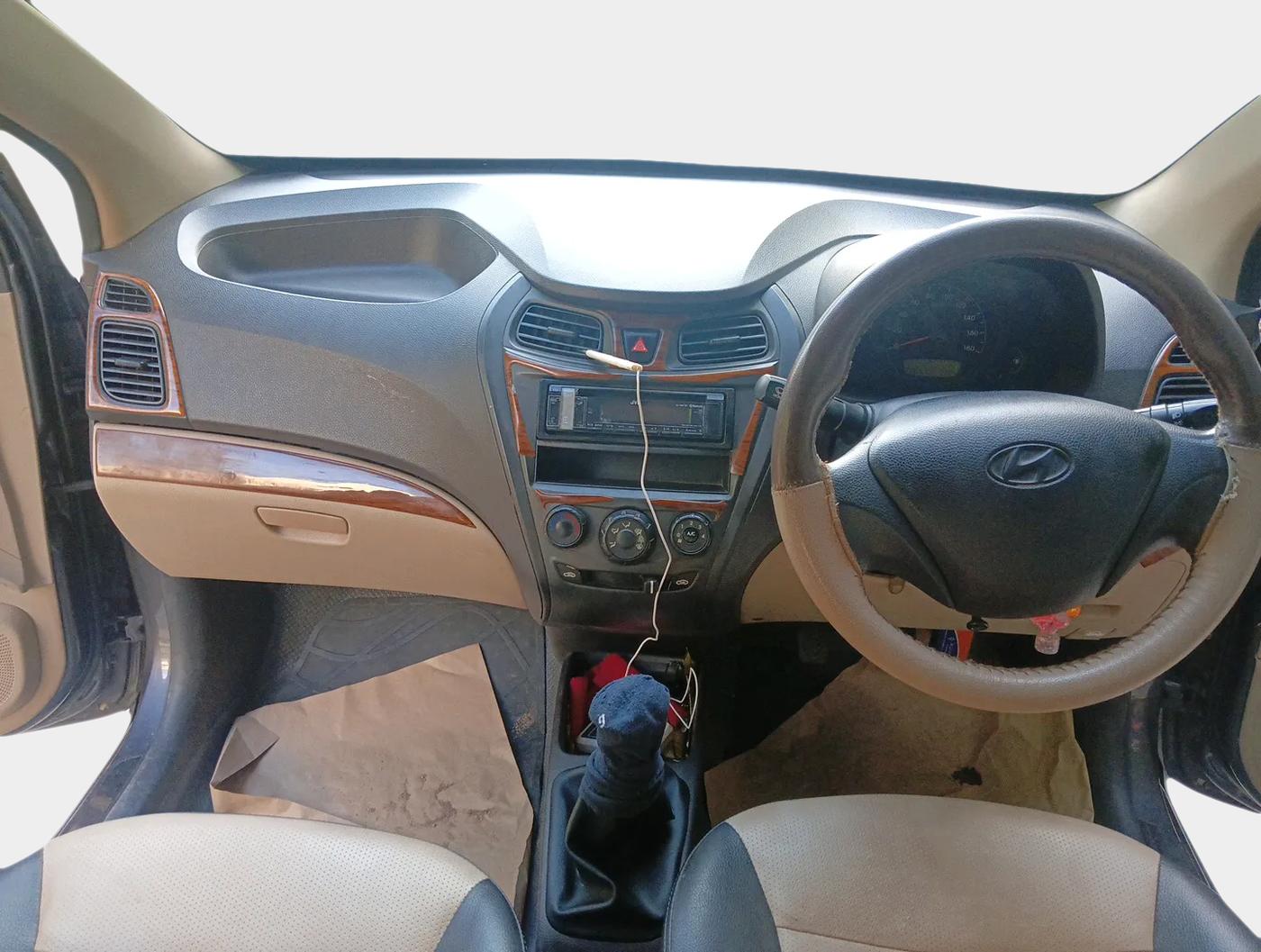 2015 Hyundai Eon D-LITE+, Petrol, Manual, 99,799 km, interior