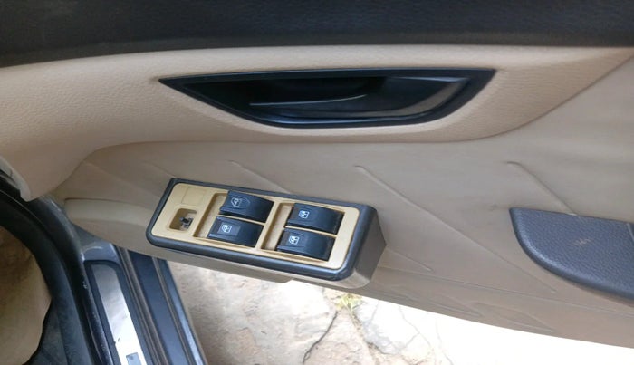 2015 Hyundai Eon D-LITE+, Petrol, Manual, 99,799 km, interior