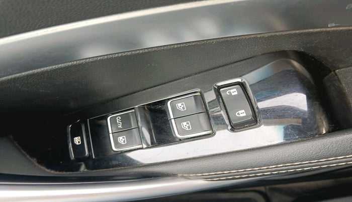 2020 MG HECTOR SHARP 2.0 DIESEL, Diesel, Manual, 1,03,033 km, interior