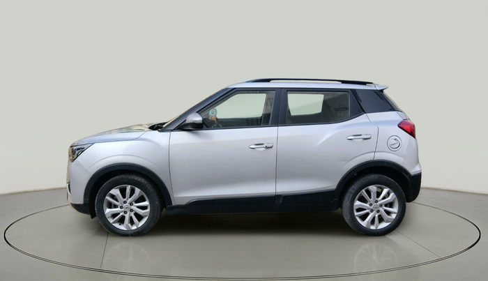 2019 Mahindra XUV300 W8 1.2 PETROL, Petrol, Manual, 32,739 km, exterior