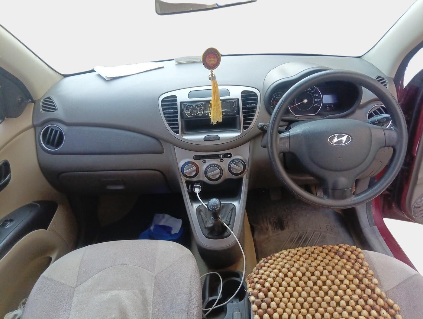 2015 Hyundai i10 MAGNA 1.1, Petrol, Manual, 64,309 km, interior