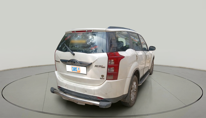 2016 Mahindra XUV500 W8, Diesel, Manual, 1,90,514 km, exterior
