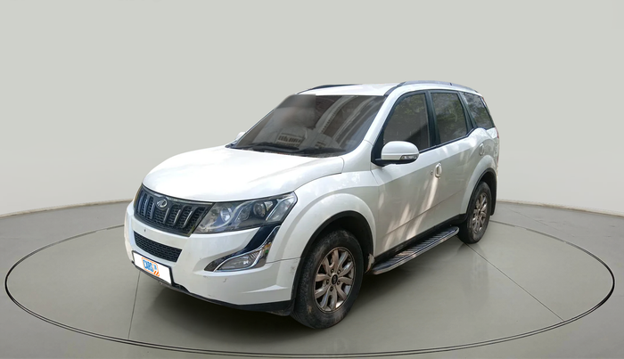 2016 Mahindra XUV500 W8, Diesel, Manual, 1,90,514 km, exterior