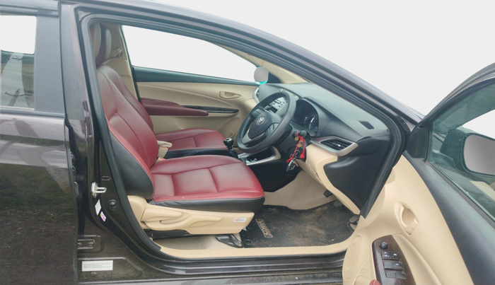 2018 Toyota YARIS J MT, Petrol, Manual, 43,645 km, interior
