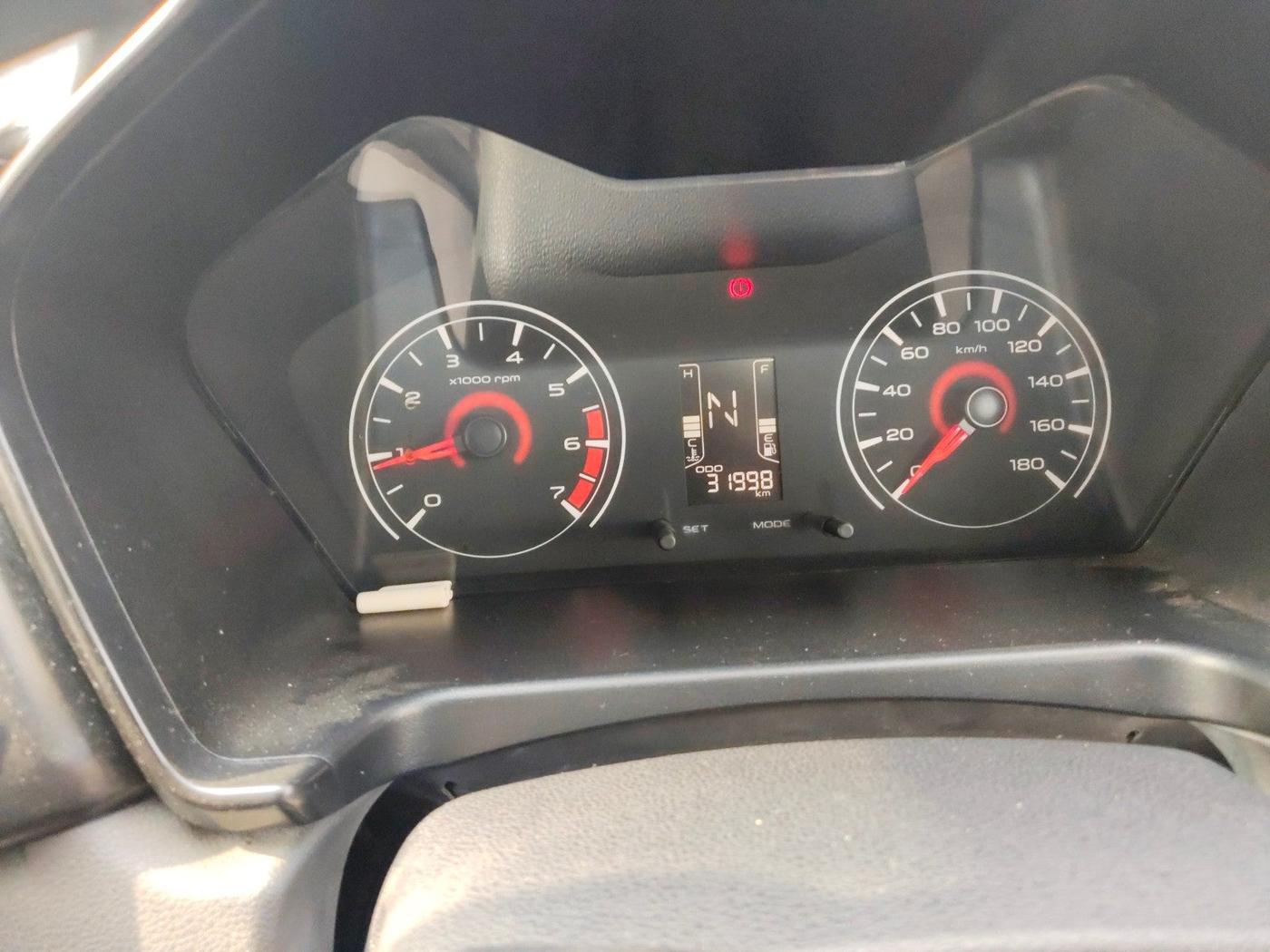 2018 Mahindra KUV 100 NXT K4+ P 6 STR, Petrol, Manual, 31,998 km, interior