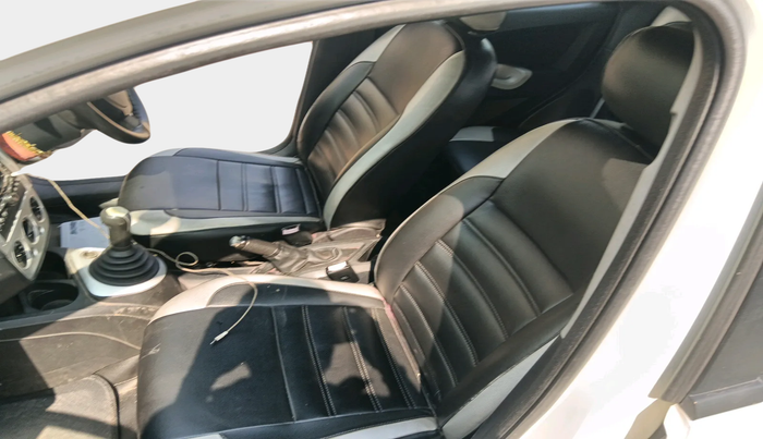 2011 Ford Figo ZXI 1.4 DIESEL, Diesel, Manual, 1,36,536 km, interior