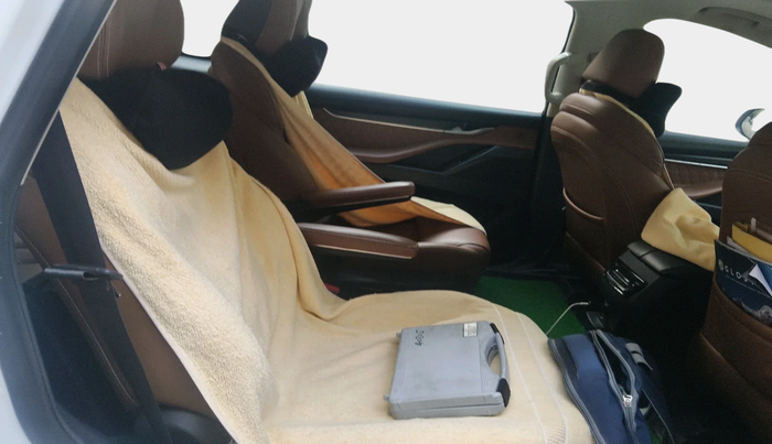 2021 MG GLOSTER SHARP 6 STR 2.0 TWIN TURBO 4WD, Diesel, Automatic, 1,32,246 km, interior