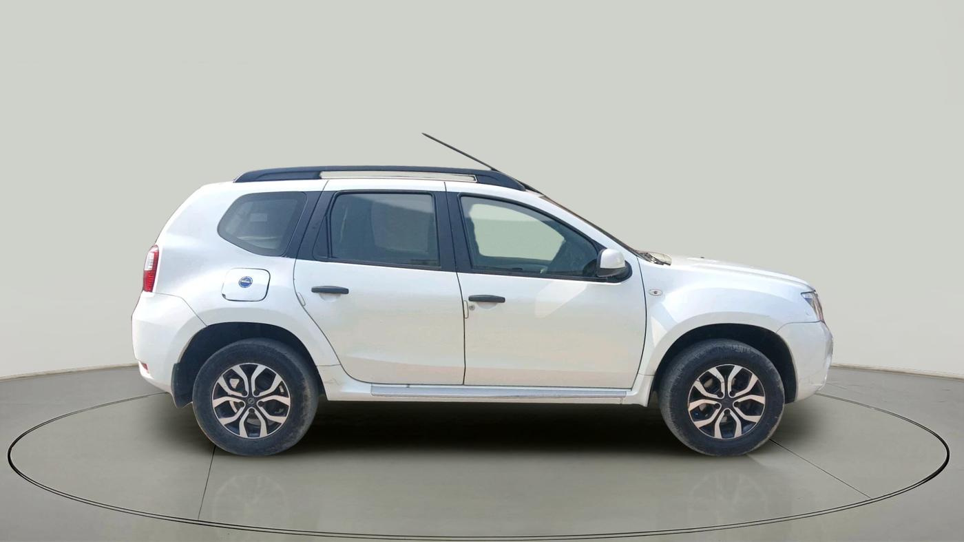 2016 Nissan Terrano XL D PLUS, Diesel, Manual, 1,36,819 km, exterior