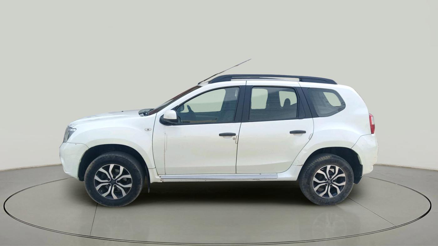 2016 Nissan Terrano XL D PLUS, Diesel, Manual, 1,36,819 km, exterior