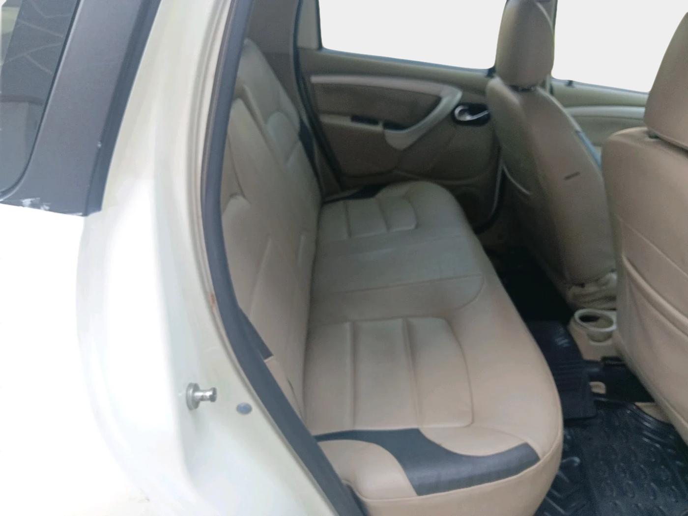 2016 Nissan Terrano XL D PLUS, Diesel, Manual, 1,36,819 km, interior