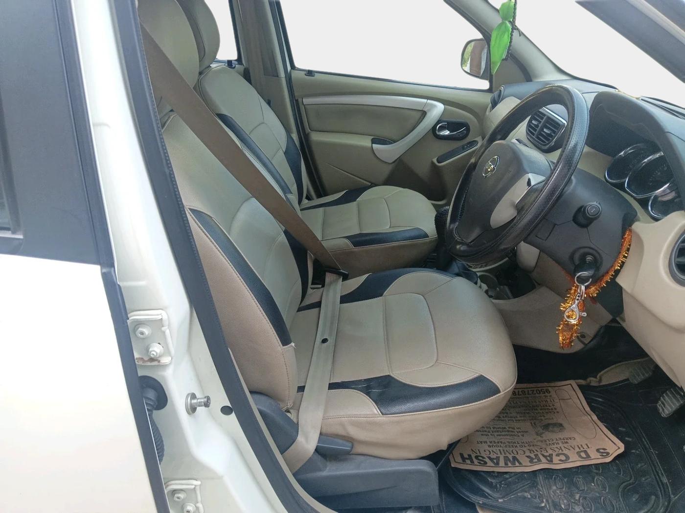 2016 Nissan Terrano XL D PLUS, Diesel, Manual, 1,36,819 km, interior