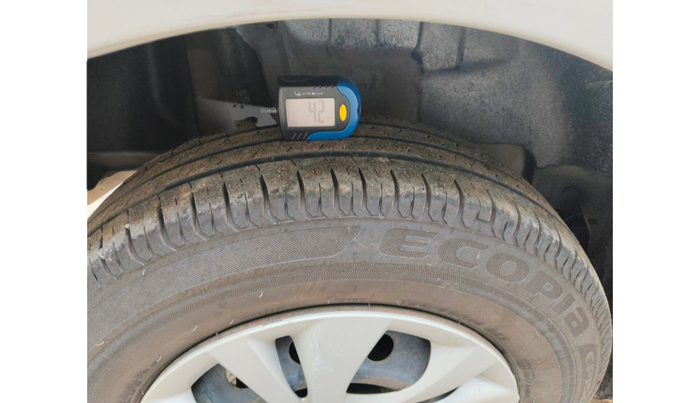 2018 Maruti Swift VDI, Diesel, Manual, 72,482 km, tyre