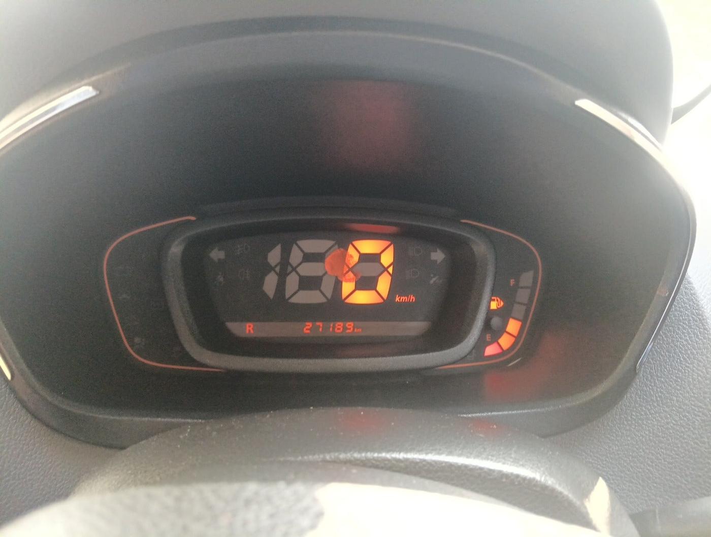 2018 Renault Kwid RXT 1.0 AMT (O), Petrol, Automatic, 27,189 km, interior