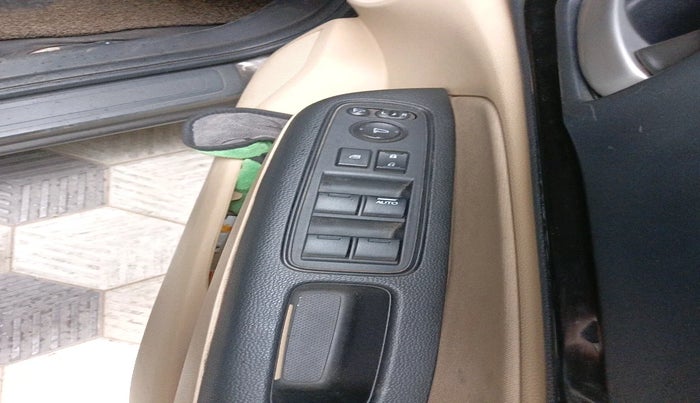 2021 Honda Amaze 1.5L I-DTEC VX, Diesel, Manual, 1,49,946 km, interior