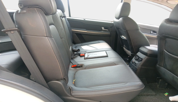 2017 Tata Hexa XTA 4X2 7 STR, Diesel, Automatic, 1,21,454 km, interior