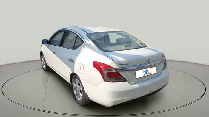 2013 Renault Scala RXZ DIESEL, Diesel, Manual, 1,29,748 km, exterior