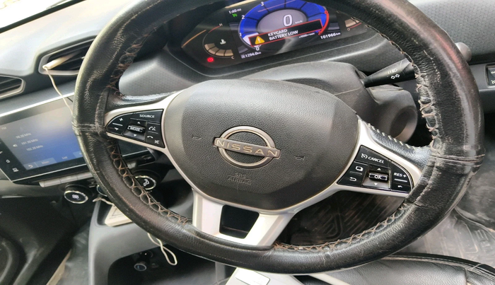2022 Nissan MAGNITE XV PREMIUM, Petrol, Manual, 1,01,966 km, interior