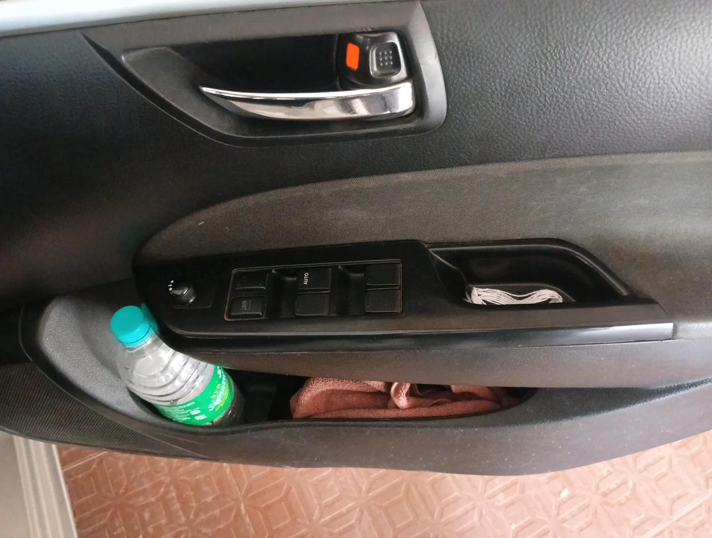 2014 Maruti Swift VDI, Diesel, Manual, 1,47,837 km, interior