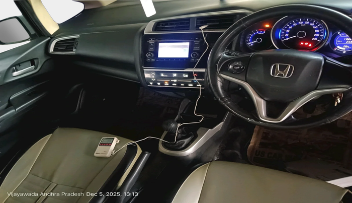 2016 Honda Jazz 1.2L I-VTEC V, Petrol, Manual, 1,16,621 km, interior