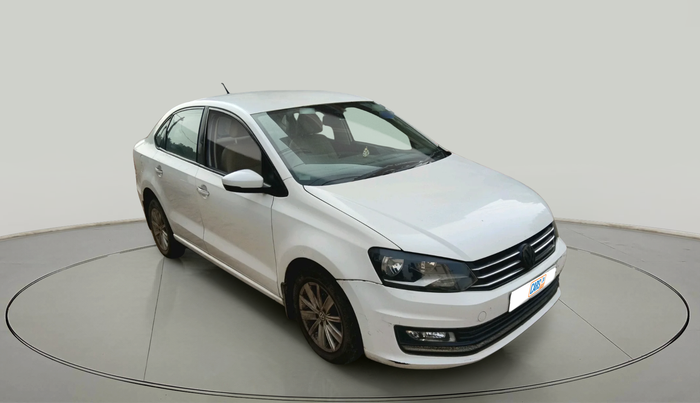 2015 Volkswagen Vento 1.2 TSI HIGHLINE PLUS AT, Petrol, Automatic, 1,02,925 km, exterior