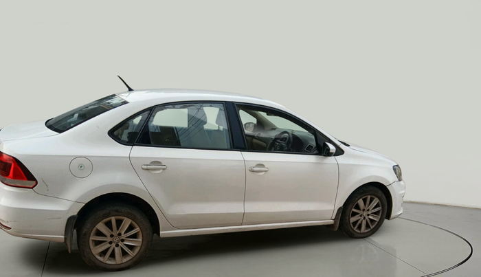 2015 Volkswagen Vento 1.2 TSI HIGHLINE PLUS AT, Petrol, Automatic, 1,02,925 km, exterior