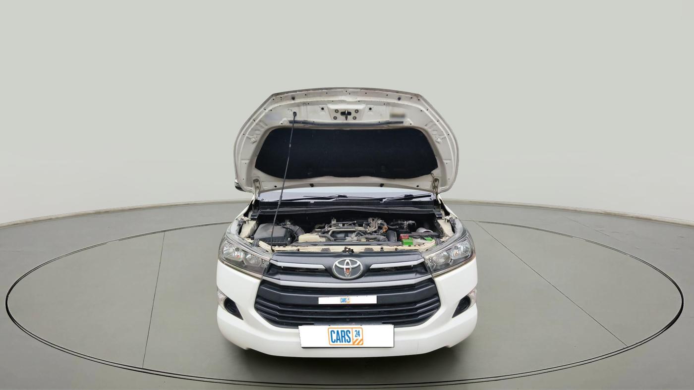 2019 Toyota Innova Crysta 2.4 G 8 STR, Diesel, Manual, 2,04,563 km, exterior