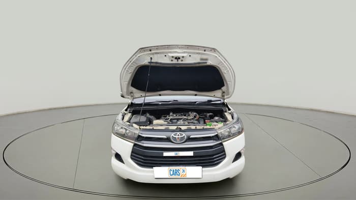 2019 Toyota Innova Crysta 2.4 G 8 STR, Diesel, Manual, 2,04,563 km, exterior
