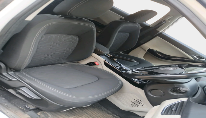2022 Tata NEXON XZA PLUS (O) PETROL DUAL TONE, Petrol, Automatic, 46,112 km, interior