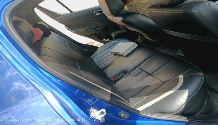 2013 Maruti Swift VXI, Petrol, Manual, 1,36,089 km, interior