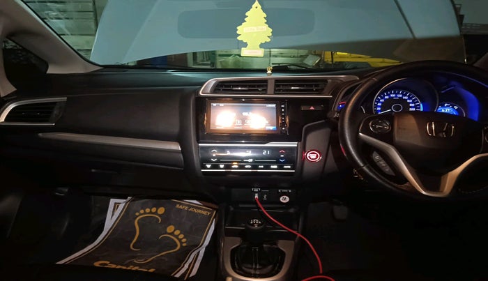 2021 Honda WR-V 1.5L I-DTEC VX MT, Diesel, Manual, 1,11,911 km, interior
