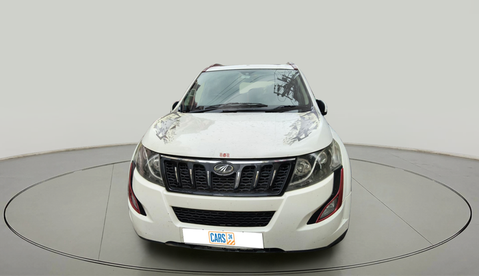 2017 Mahindra XUV500 W10, Diesel, Manual, 1,43,377 km, exterior